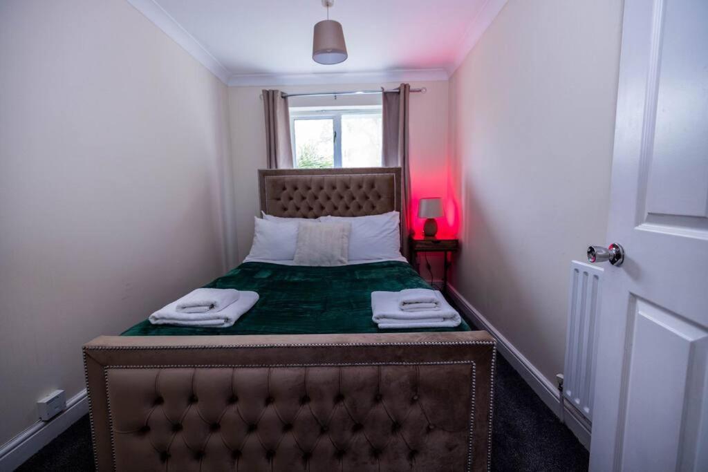 3 Bedrooms House-Sofabed-Parking-Bbqstove-Garden Londres Exterior foto